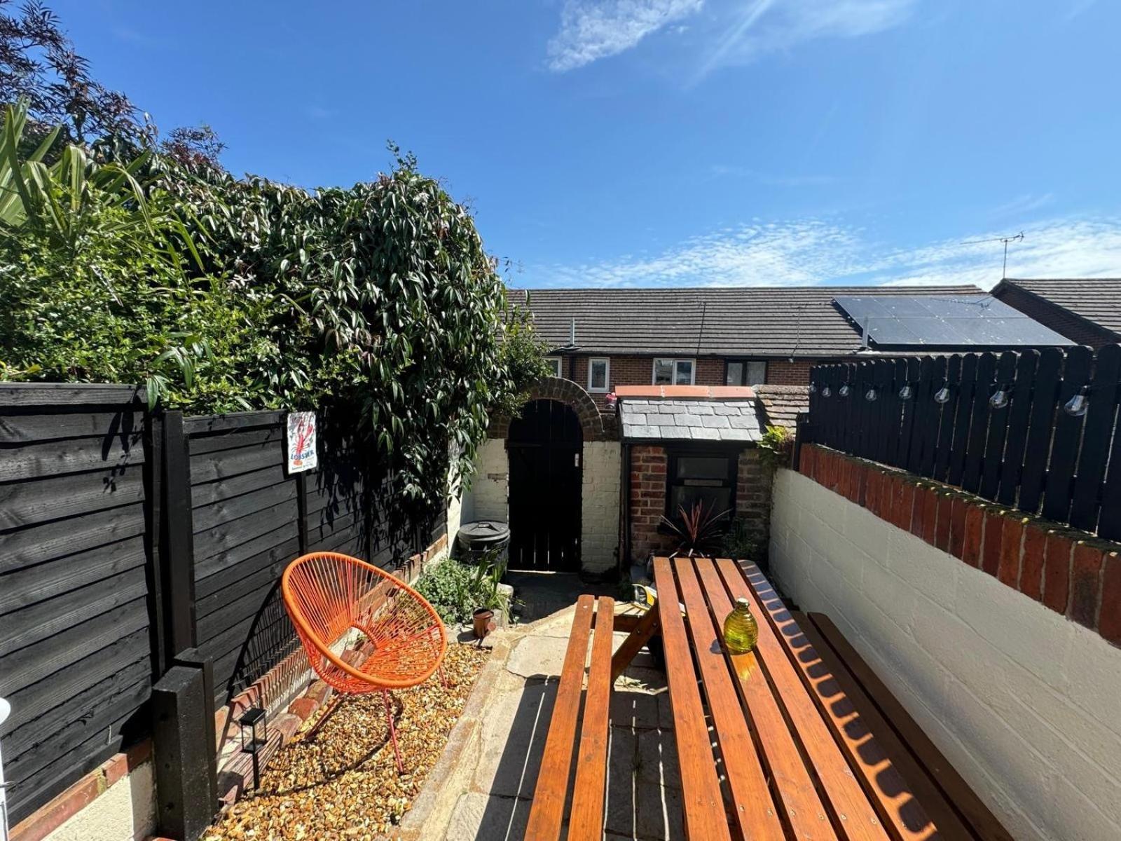 Driftwood House - Luxury Dog-Friendly Townhouse In Cowes, Steps From Marina Villa Каус Екстериор снимка