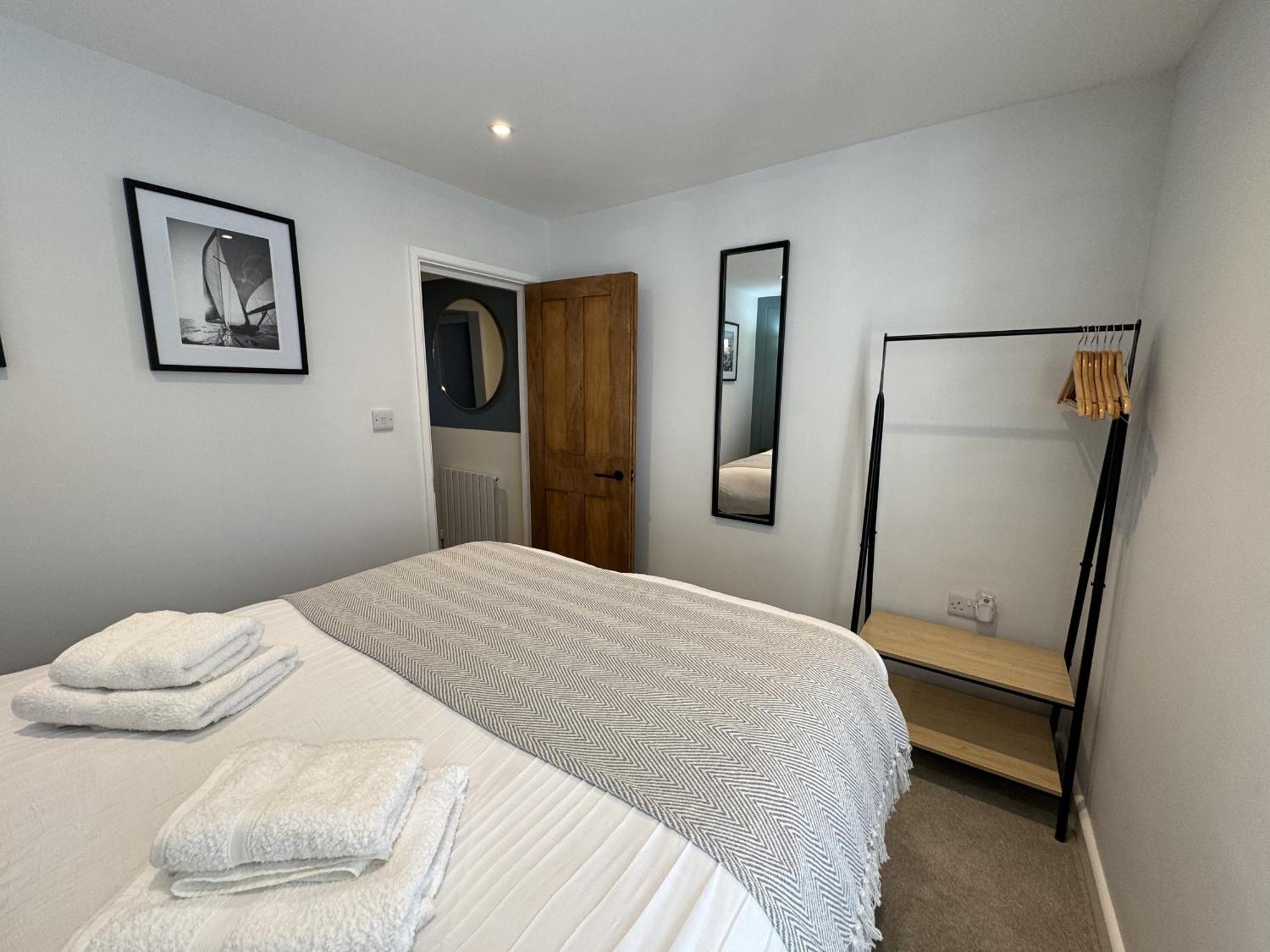 Driftwood House - Luxury Dog-Friendly Townhouse In Cowes, Steps From Marina Villa Каус Екстериор снимка