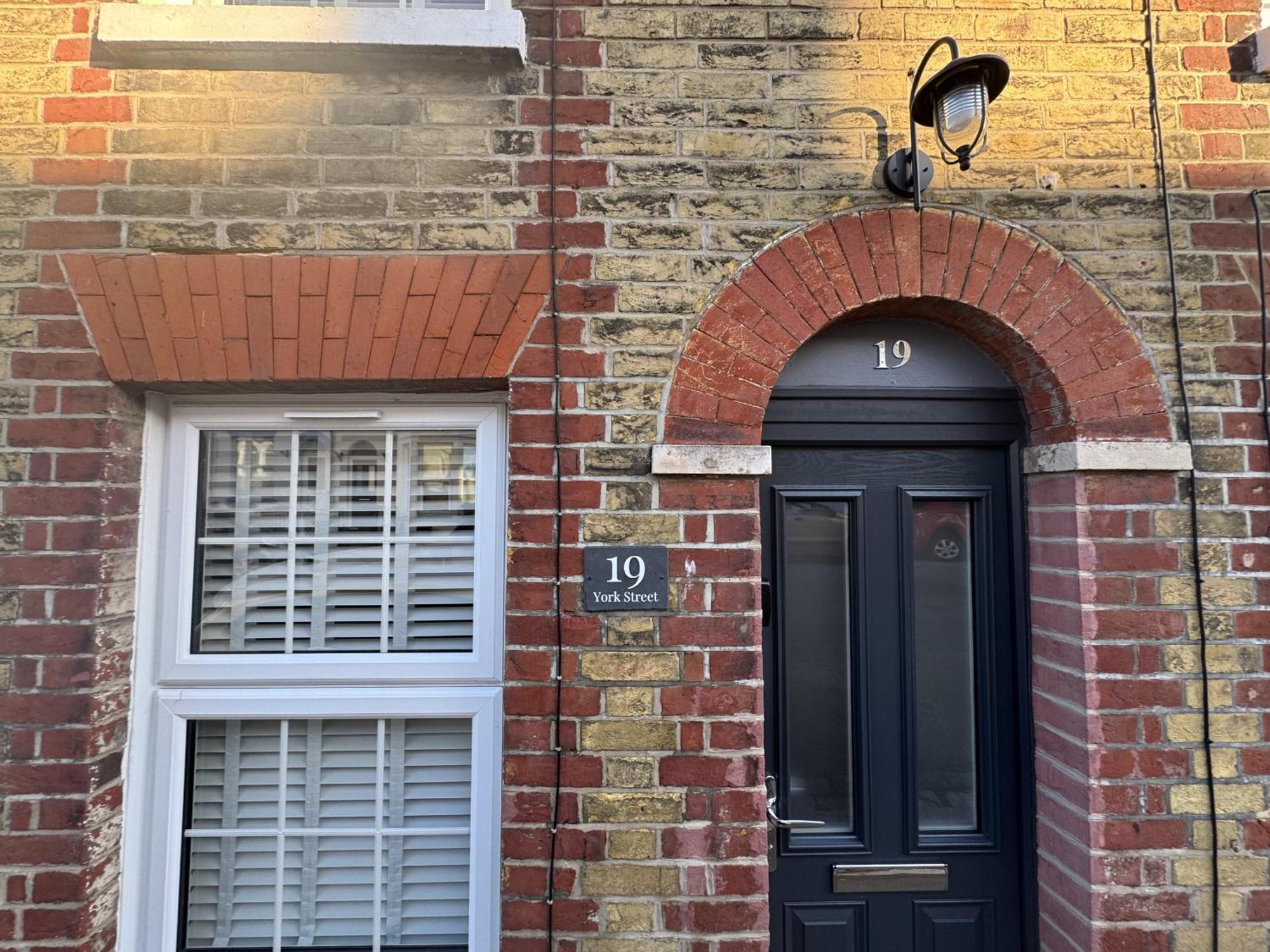 Driftwood House - Luxury Dog-Friendly Townhouse In Cowes, Steps From Marina Villa Каус Екстериор снимка